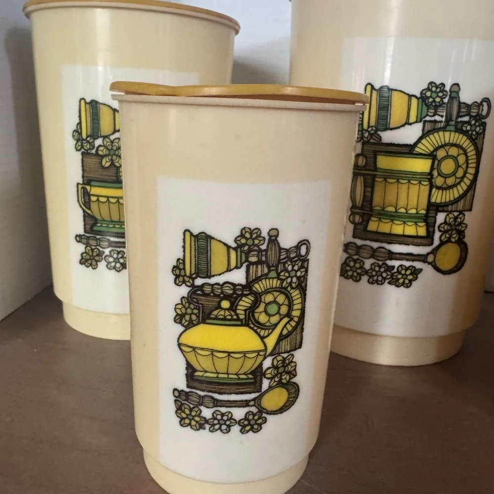 Groovy Retro Plastic 8pc Nesting Canister Set 1970’s